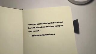 jangan berhenti bermimpi, karna itu bisa memberi harapan dan tujuan