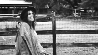 Yuridia - No la Beses