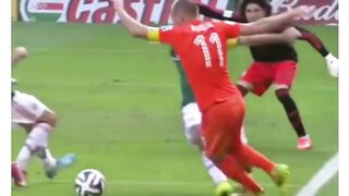 ADOBET88 - Penalti hanti Robben di Piala Dunia 2014