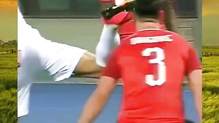 Passing tanpa melihat… tapi tepat sasaran ???? Ini bukan hoki, ini level visi yang beda ????⚽️