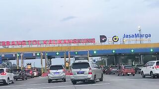 Kawasan Dilarang lambat