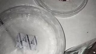 Kaleng kosong sisa lebaran