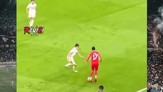 Reaksi pilu Carreras setelah Olise benar-benar mengakhiri karirnya ????????