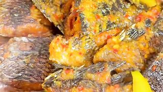 Resep Ikan Goreng Sambal Cobek – Gurih, Pedas, & Wangi Daun Jeruk! ????????????️