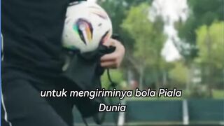 Rahasia Diego Forlán Taklukkan Bola Jabulani di Piala Dunia 2010