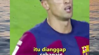 Ada momen di mana sepak bola bukan sekadar permainan, tapi tentang harmoni di atas lapangan. 2