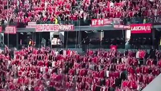 Atmosfer Gila Fans Bayern