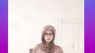 wew Terbungkus kek lontong