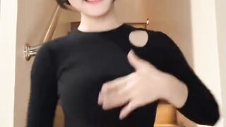 bukan aku yang menggoda emang dasarnya kamu yang tergoda