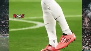 Gak cuma skill, ternyata sepatu juga punya sejarah golnya masing-masing! ????????