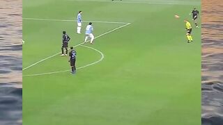 Siapa pemain terbaik menurut kalian di pertandingan ini? Tulis di kolom komentar! ????