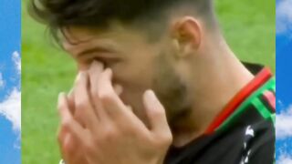 Laki-Laki Tidak Bercerita???? - Adobet88