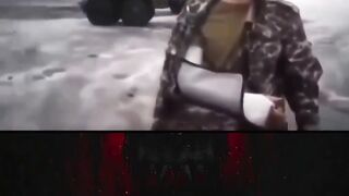 Jepang mengembangkan teknologi ubin piezoelektrik yang mampu mengubah langkah kaki manusia menjadi sumber energi listrik. Ubin-ubin ini dirancang