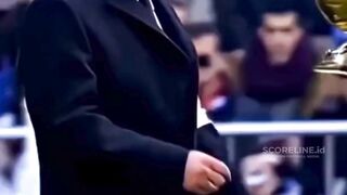 Salah satu nama paling berpengaruh dalam sejarah sepak bola: Alfredo Di Stéfano. 2