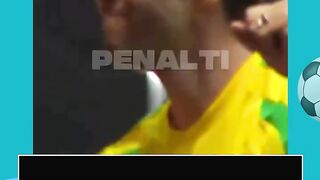 Pernah bayangin nggak, penalti lawan bisa kita curi? ????⚽️