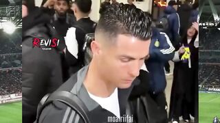 Sisi lain para bintang sepak bola dunia! ???? T
