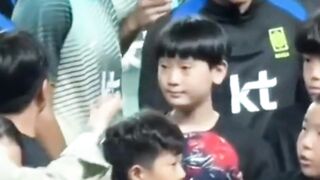 NYALABET - Sonny Lovely Moment