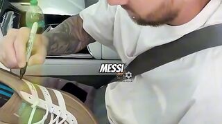 Alasan nike kehilangan messi dalam hitungan detik!????
