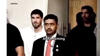 Rodrigo De Paul secara tidak sengaja menjadi pembuat suasana hati selama tur India Messi, dengan beberapa klip viral menunjukkan sisi permainannya.