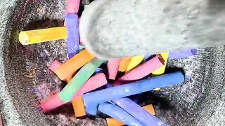 Satisfying CHALK Crush! | Mortar and Pestle ASMR #satisfying #asmr #chalkasmr 2