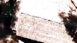 Gadis menembus waktu ke masa kelaparan