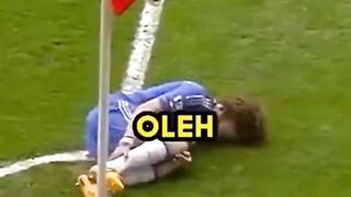 Cuma kebetulan atau emang sengaja 'nyontek' nih?