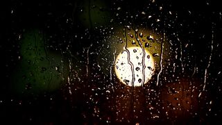 Relaxing Rain Drops on Glass at Night – Free Rain Footage HD Download