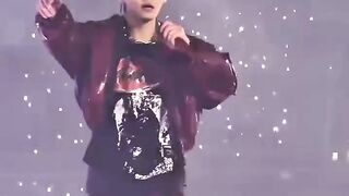 V dance body to body