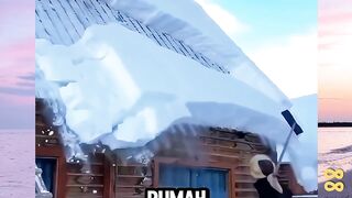 Mengapa Salju yang Menumpuk di Atap Rumah Tidak dapat Turun? versi bola88