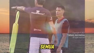 Ketika alex pastoor memberi arahan ke semua pemain