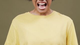 The Pioneer Woman - a woman screaming | Trending HD Video