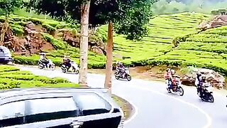 The atmosphere of Pengkolan Talapok Kuda road