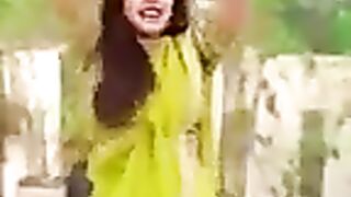 Ye Jadu Ye Rangat Song Dance