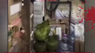 Penampakan Pocong di Gudang Kosong!