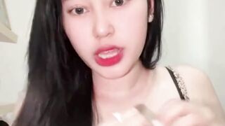 Scroll dikit, nyangkut di sini ????