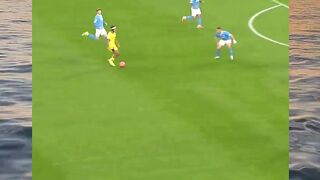 GOL! Gak ada yang bisa menghentikan kerjasama tim