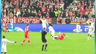 DEWASCORE - Camavinga Red Card vs Bayern Munchen