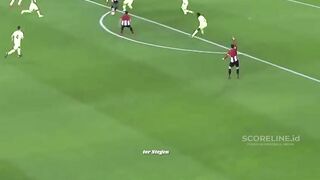Aksi penyelamatan kelas atas dari Marc-André ter Stegen bersama FC Barcelona. 2