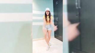 Indian Girl Ami Shah Mukadam Dance 2