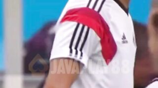 Mesut Özil 3