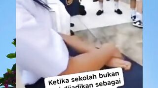 nih kita viralin mukanya si cewe jago