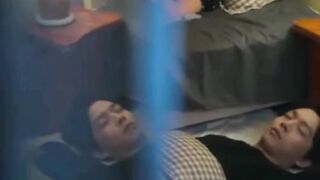 ???? judul musuh bebuyutan kakak