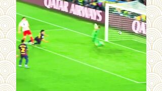 Kontroversi besar di Liga Champions!! Barcelona tak dapat penalti meski handball jelas