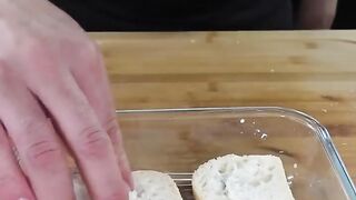 SANDWICH WITH MEATBALLS