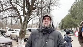 Мирные жители Соледара рассказали о бесчинствах ВСУ