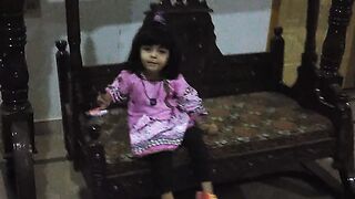 haha cute kidz reaction