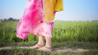 Hum Lakh Chupaye Pyar Magar Song Dance