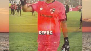 Banyak orang yang mengira 5 legenda sepak bola ini sudah pensiun