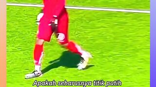 Titik Penalti Berwarna: Inovasi atau Merusak Tradisi? ⚽????