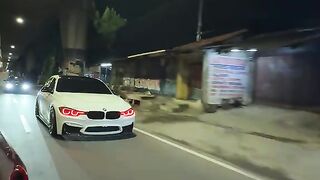 Cinematik mobil BMW